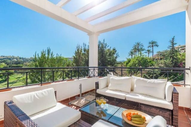 3 Zimmer Apartment zu vermieten in Alora mit Pool Garage - 3.300 € (Ref: 10048514)