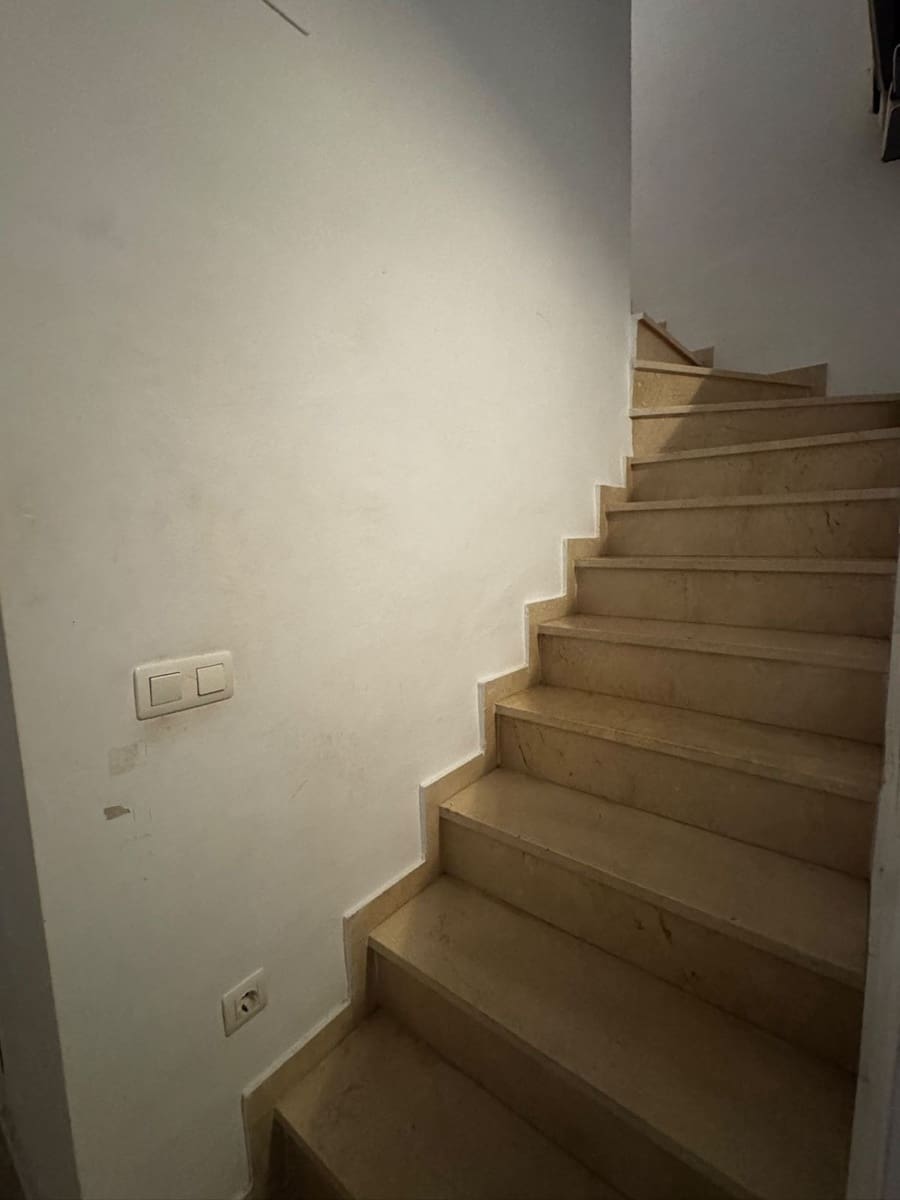 3 sypialnia Dom na sprzedaż w El Chaparral z basenem garażem - 495 000 € (Ref: 10057644)