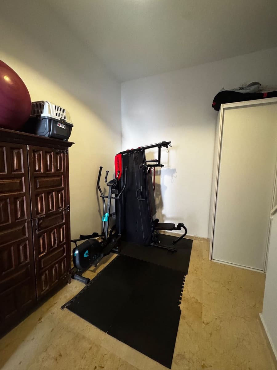 3 sypialnia Dom na sprzedaż w El Chaparral z basenem garażem - 495 000 € (Ref: 10057644)