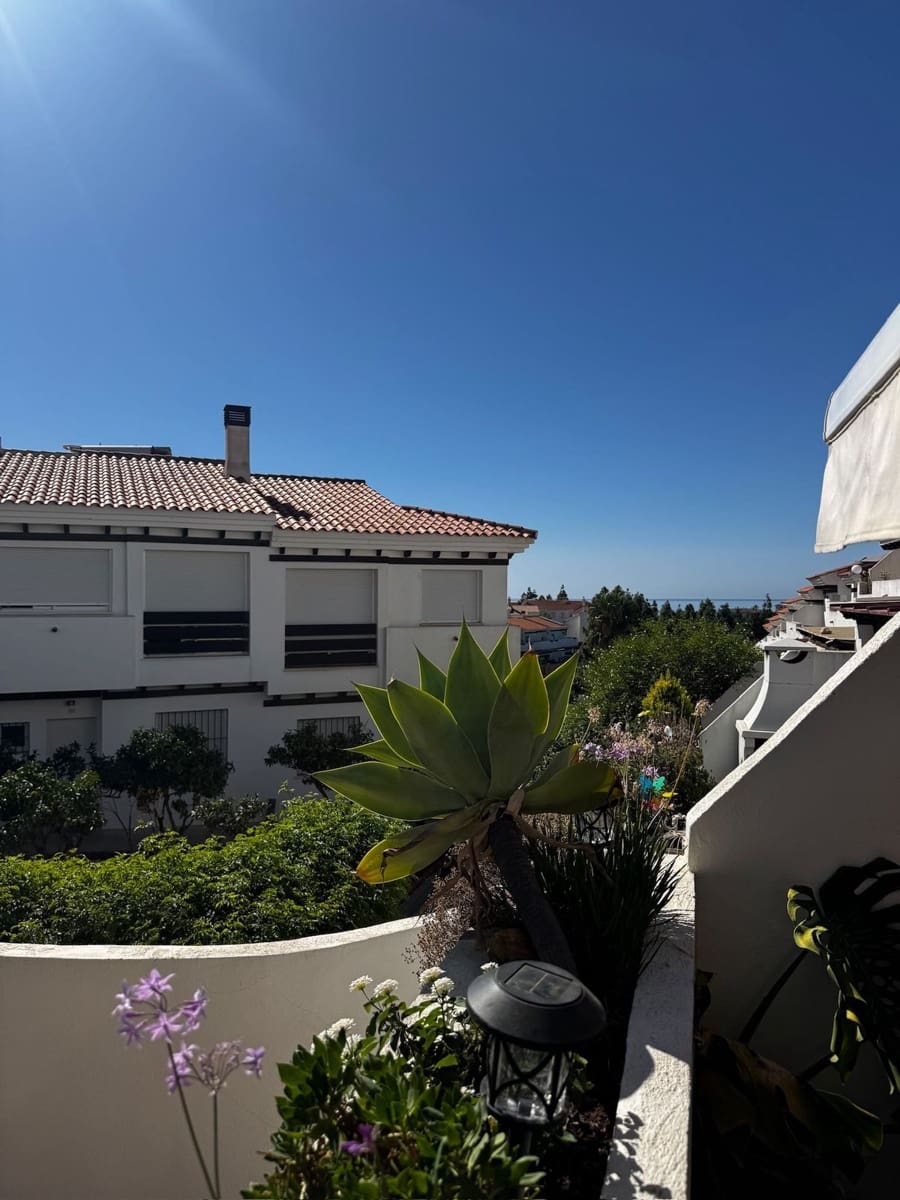 3 bedroom Townhouse for sale in El Chaparral with pool garage - € 495,000 (Ref: 10057644)