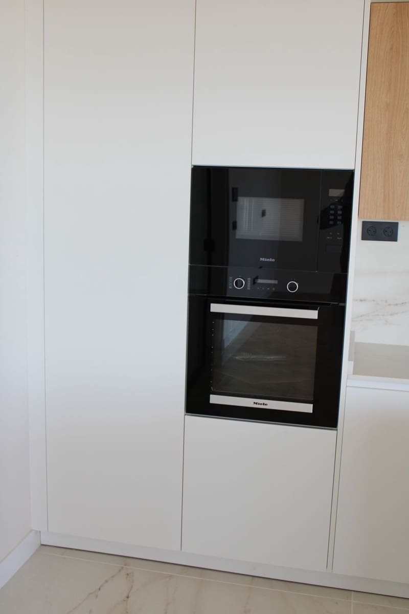4 Zimmer Apartment zu verkaufen in Malaga Stadt mit Pool Garage - 2.200.000 € (Ref: 10071004)