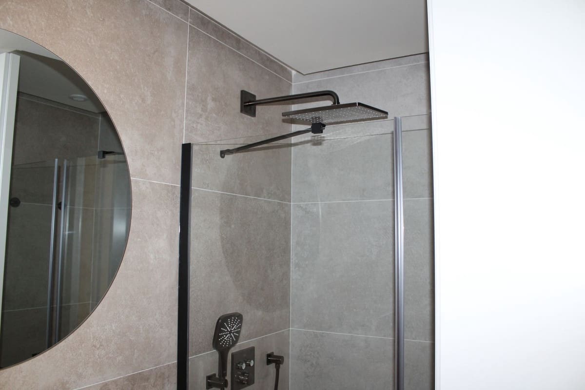 4 Zimmer Apartment zu verkaufen in Malaga Stadt mit Pool Garage - 2.200.000 € (Ref: 10071004)