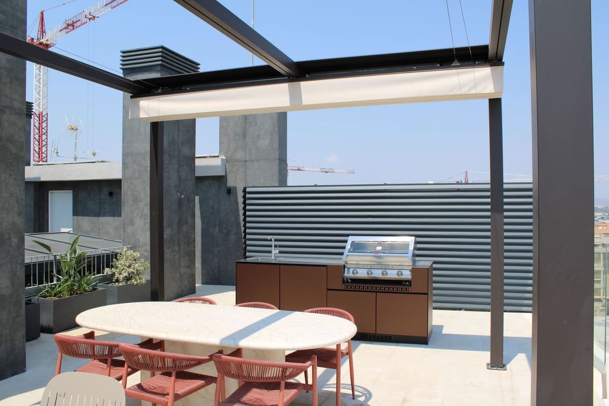 4 Zimmer Apartment zu verkaufen in Malaga Stadt mit Pool Garage - 2.200.000 € (Ref: 10071004)