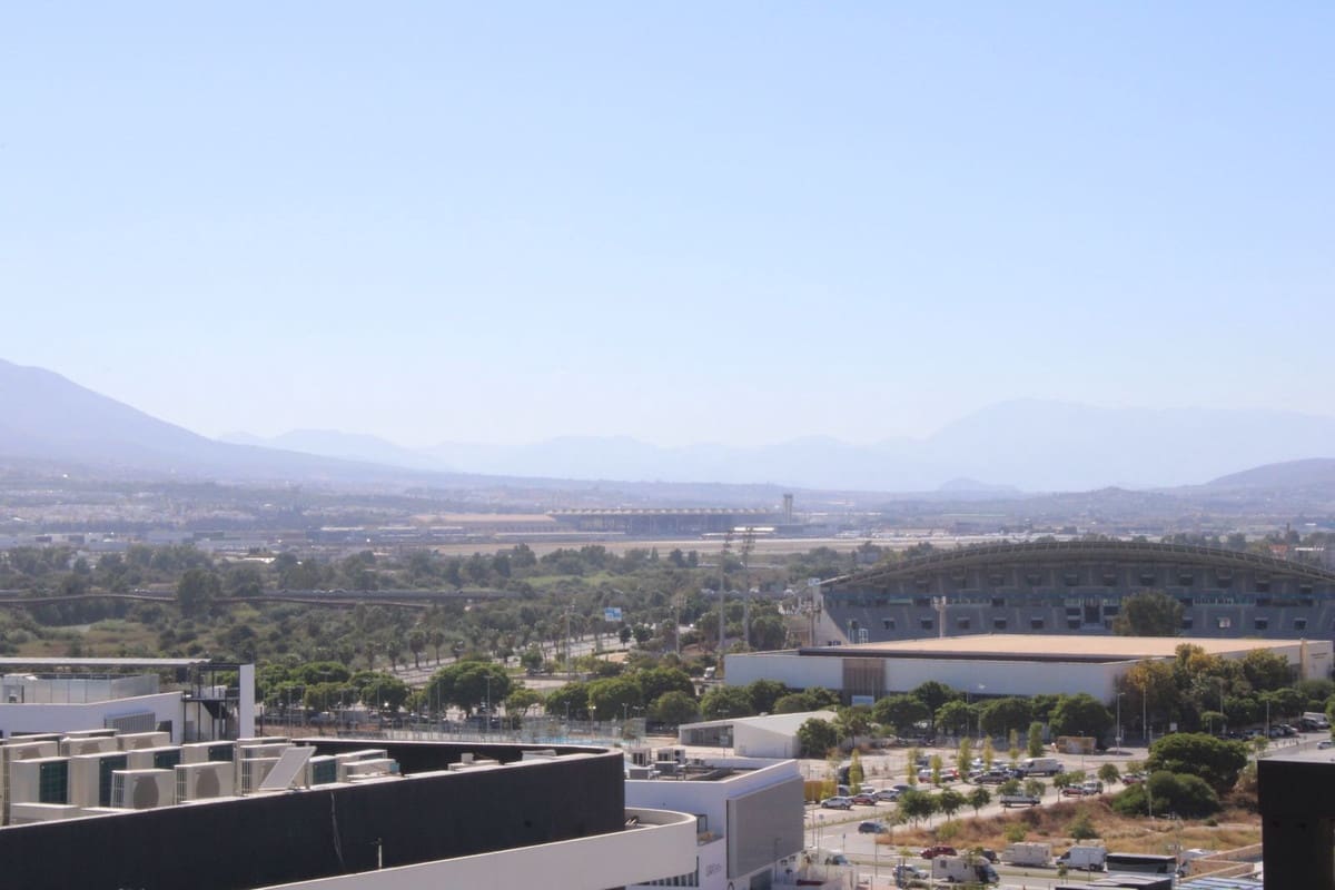 4 Zimmer Apartment zu verkaufen in Malaga Stadt mit Pool Garage - 2.200.000 € (Ref: 10071004)