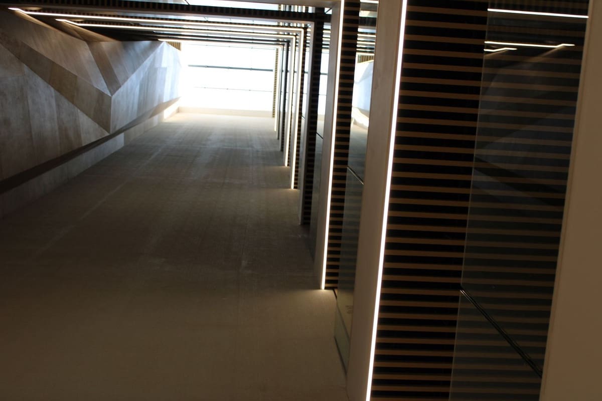 4 Zimmer Apartment zu verkaufen in Malaga Stadt mit Pool Garage - 2.200.000 € (Ref: 10071004)