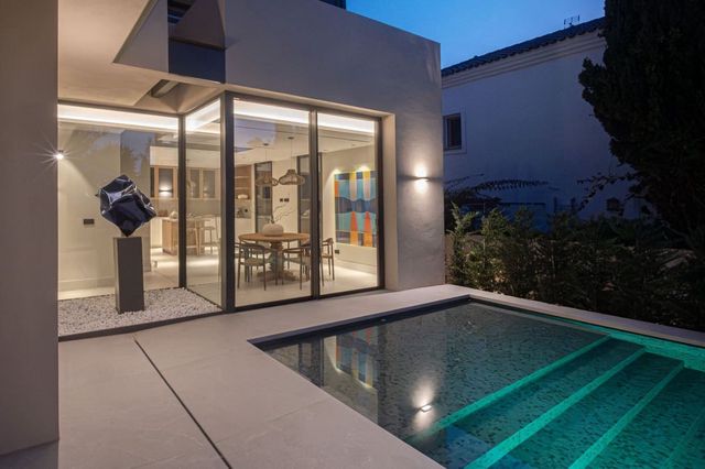 5 Zimmer Villa zu verkaufen in Marbella mit Pool Garage - 4.300.000 € (Ref: 9991936)