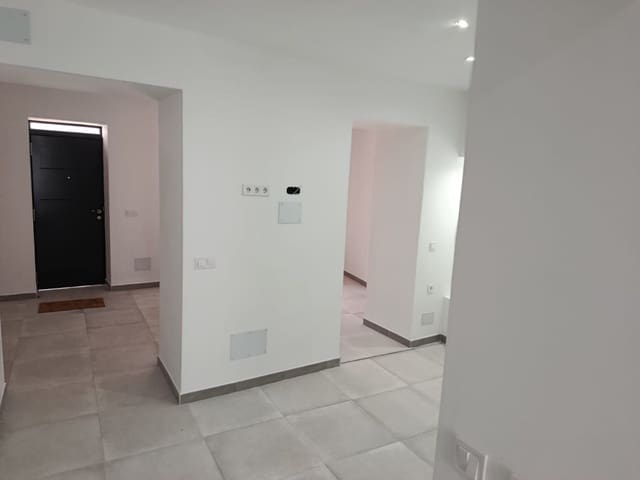 Casa de 3 habitaciones en Alhaurín el Grande en venta - 289.000 € (Ref: 9991938)