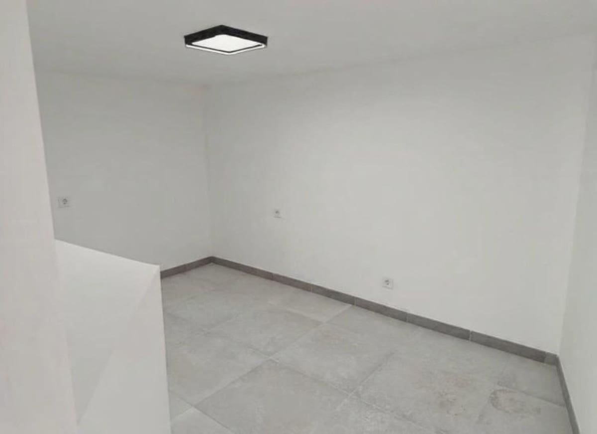 Casa de 3 habitaciones en Alhaurín el Grande en venta - 289.000 € (Ref: 9991938)