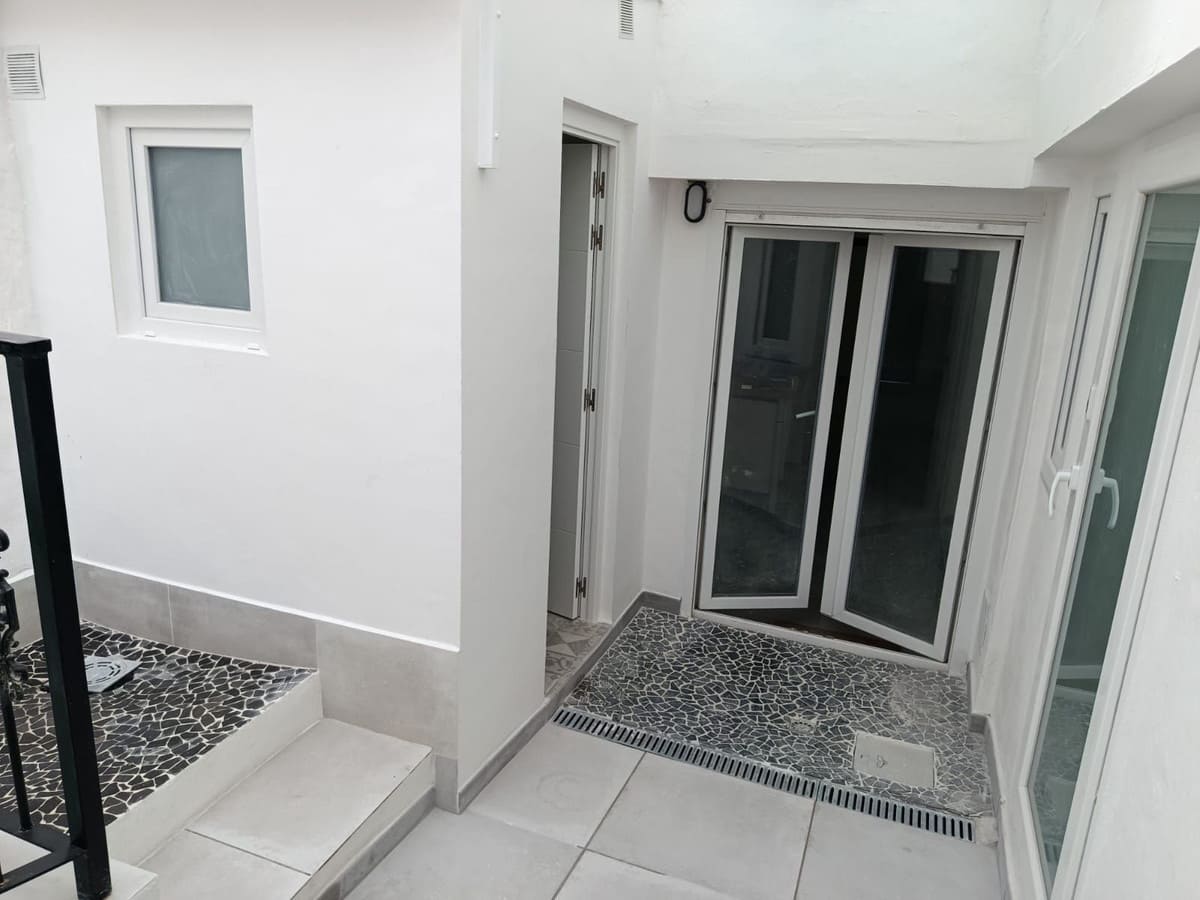 Casa de 3 habitaciones en Alhaurín el Grande en venta - 289.000 € (Ref: 9991938)