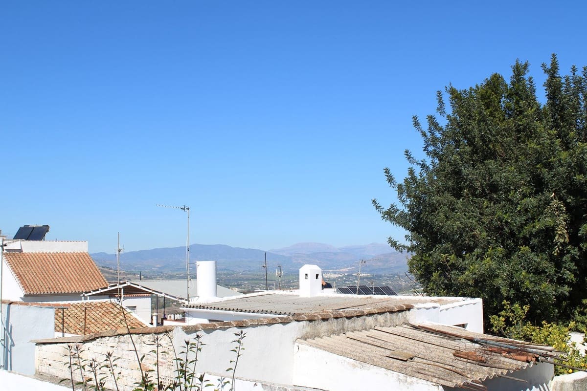Casa de 3 habitaciones en Alhaurín el Grande en venta - 289.000 € (Ref: 9991938)