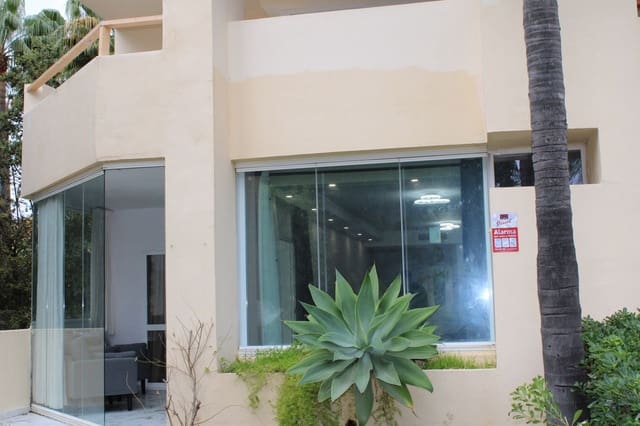 3 soverom Leilighet til salgs i Bahía de Marbella, Marbella med svømmebasseng garasje - € 615 000 (Ref: 9991939)