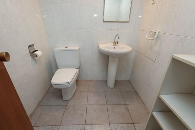 Gewerbe zu verkaufen in Santa Perpètua de Mogoda - 372.500 € (Ref: 10005741)