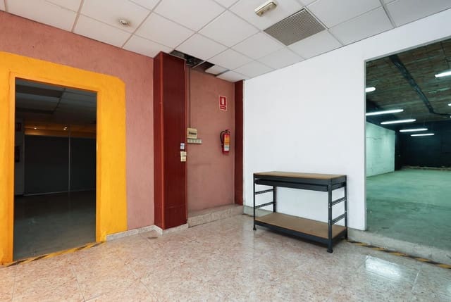 Gewerbe zu verkaufen in Santa Perpètua de Mogoda - 372.500 € (Ref: 10005741)