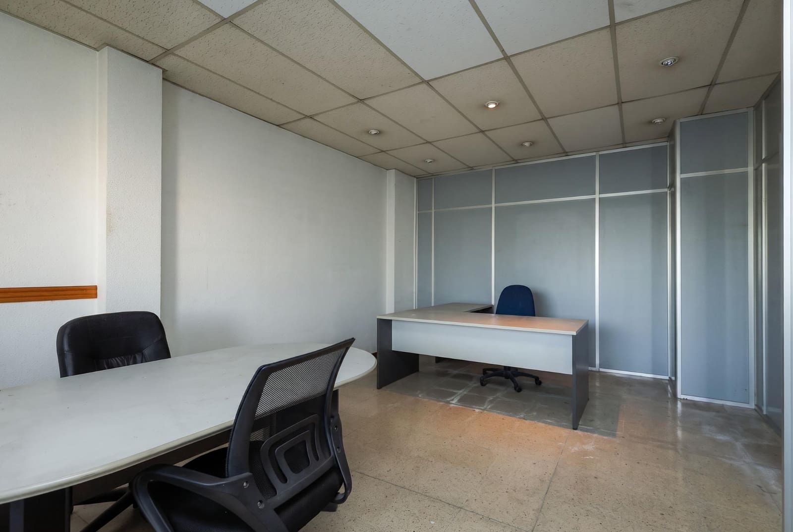 Comercial para venda em Santa Perpetua de Mogoda - 372 500 € (Ref: 10005741)