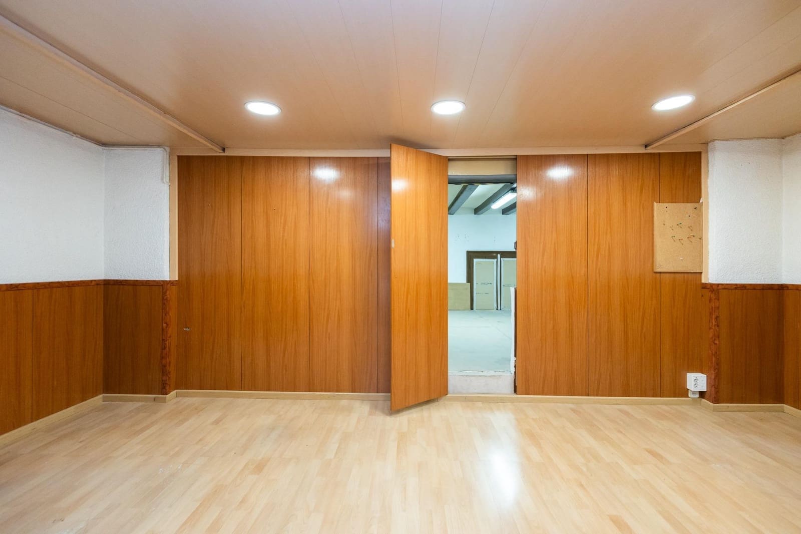 Ullakkoasunto myytävänä paikassa Barcelona kaupunki - 350 000 € (Ref: 10032192)