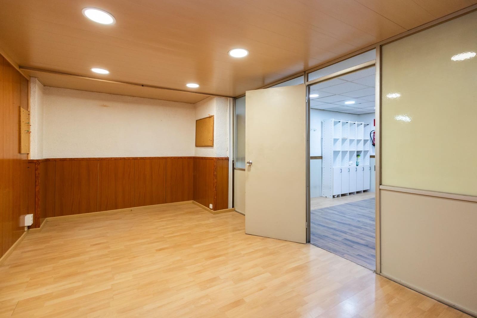 Ullakkoasunto myytävänä paikassa Barcelona kaupunki - 350 000 € (Ref: 10032192)