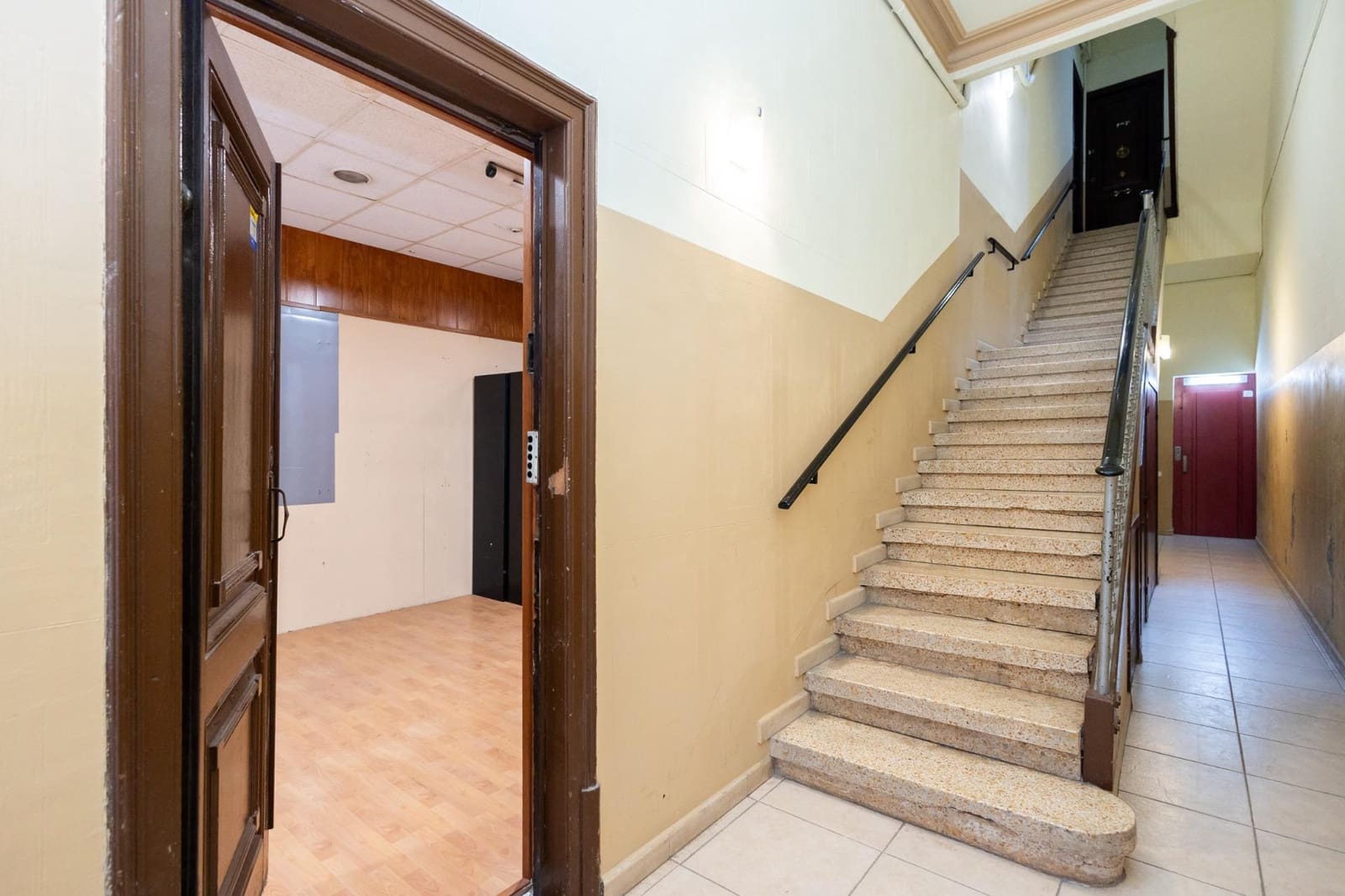 Ullakkoasunto myytävänä paikassa Barcelona kaupunki - 350 000 € (Ref: 10032192)