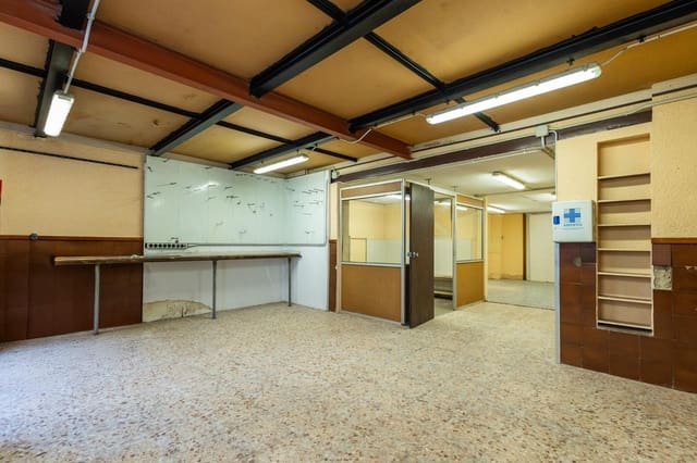 Ullakkoasunto myytävänä paikassa El Raval, Barcelona kaupunki - 350 000 € (Ref: 10032192)