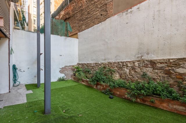 Ullakkoasunto myytävänä paikassa El Raval, Barcelona kaupunki - 350 000 € (Ref: 10032192)