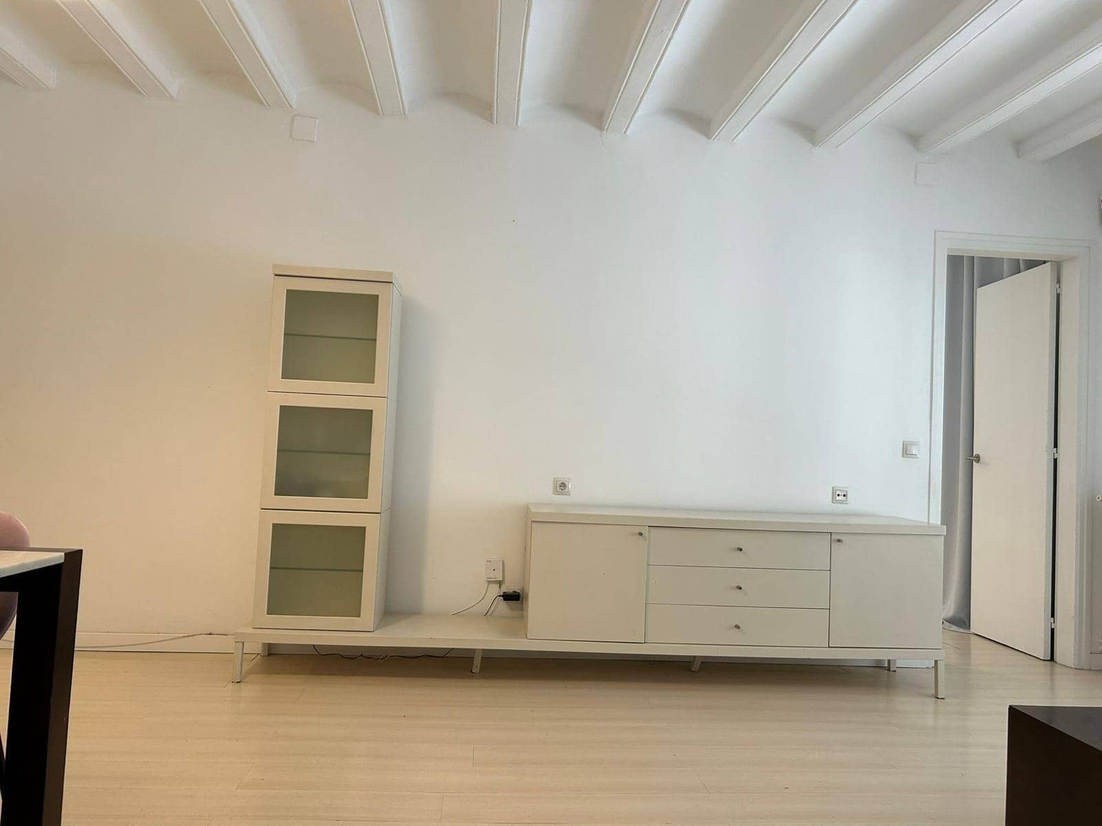 Piso de 5 habitaciones en Barcelona ciudad en venta - 450.000 € (Ref: 9909012)