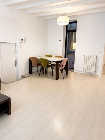 5 sypialnia Mieszkanie na sprzedaż w Sant Pere, Santa Caterina i La Ribera, Miasto Barcelona - 430 000 € (Ref: 9909012)