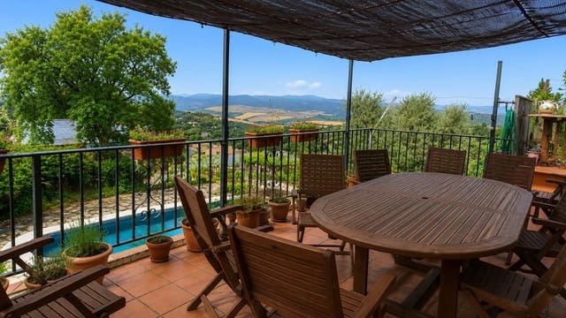 4 chambre Villa/Maison à vendre à Mediona avec piscine garage - 278 800 € (Ref: 9911179)