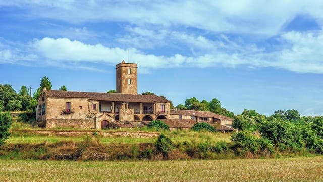 6 sypialnia Finka/Dom wiejski na sprzedaż w Sant Cebrià de Vallalta z garażem - 1 500 000 € (Ref: 9911180)