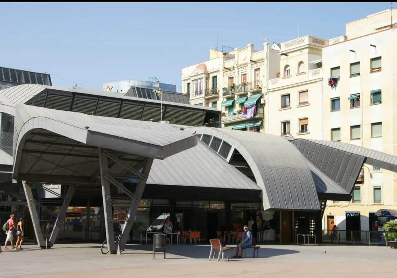 3 Zimmer Wohnung zu verkaufen in Barcelona Stadt - 369.000 € (Ref: 9911181)