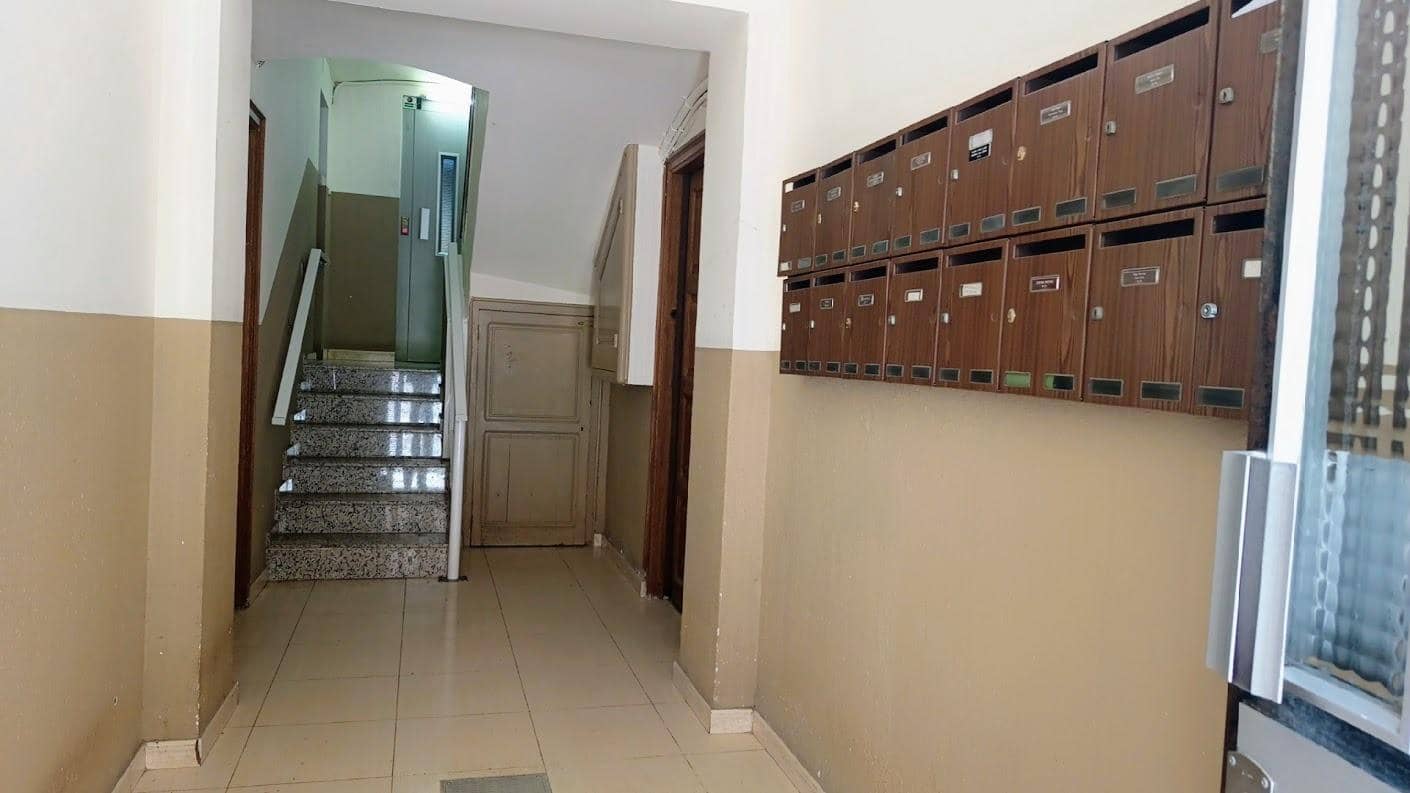 3 Zimmer Wohnung zu verkaufen in Barcelona Stadt - 369.000 € (Ref: 9911181)