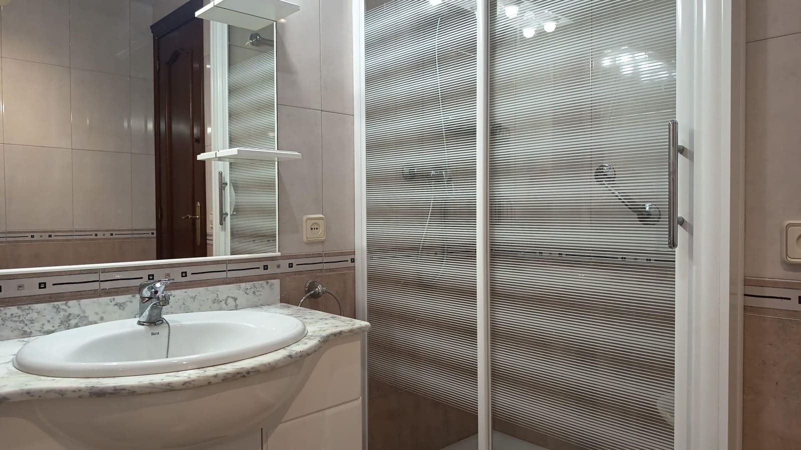 3 Zimmer Wohnung zu verkaufen in Barcelona Stadt - 369.000 € (Ref: 9911181)