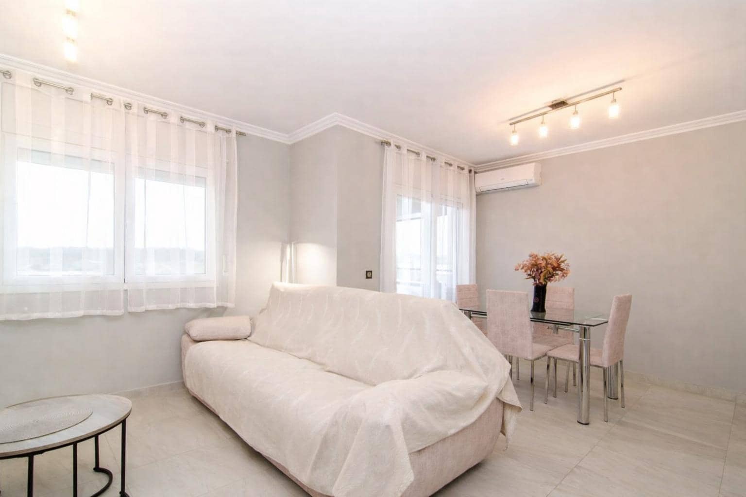 4 chambre Penthouse à vendre à Cubelles - 359 000 € (Ref: 9911182)