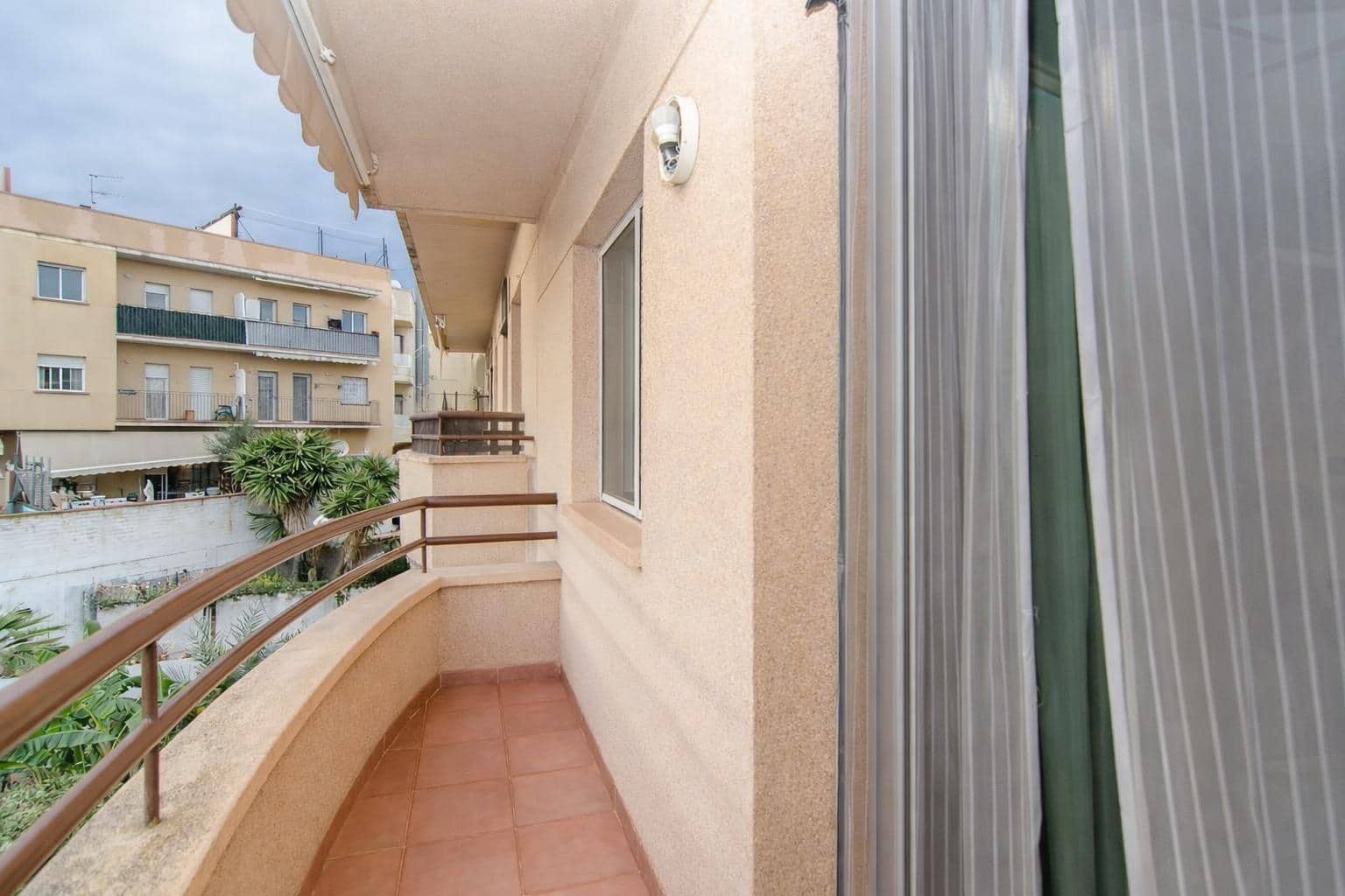 4 chambre Penthouse à vendre à Cubelles - 359 000 € (Ref: 9911182)