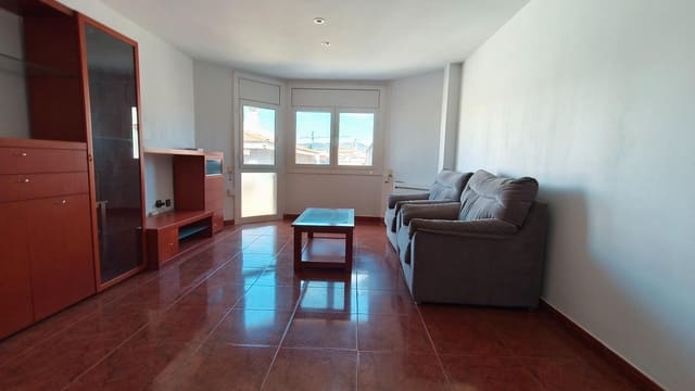 4 bedroom Flat for sale in Vilanova i la Geltrú - € 330,000 (Ref: 9911183)