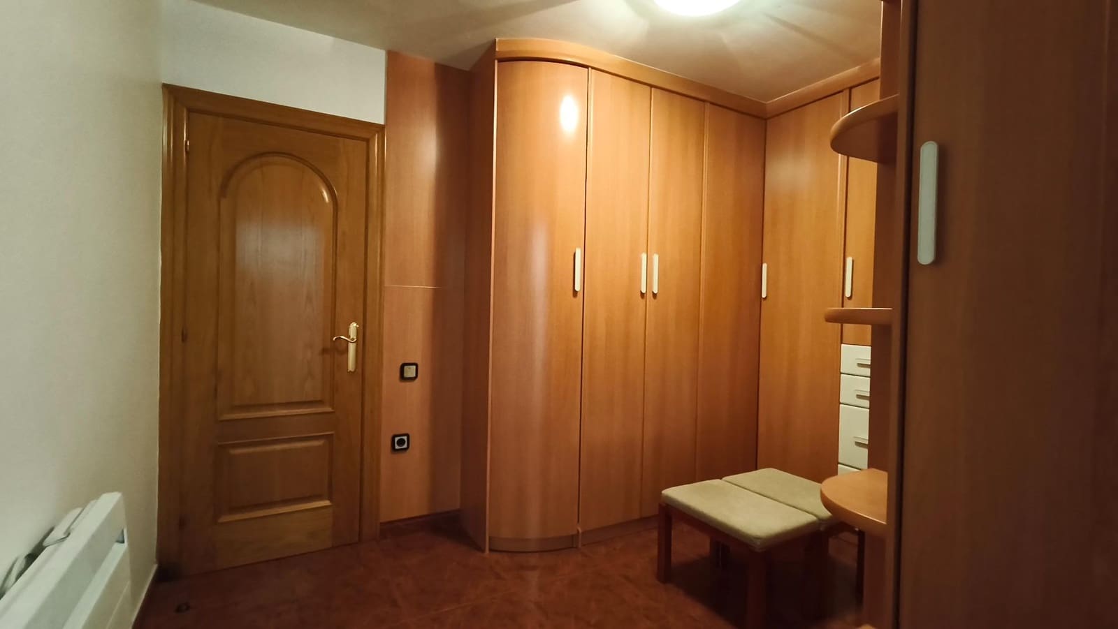 4 bedroom Flat for sale in Vilanova i la Geltru - € 330,000 (Ref: 9911183)