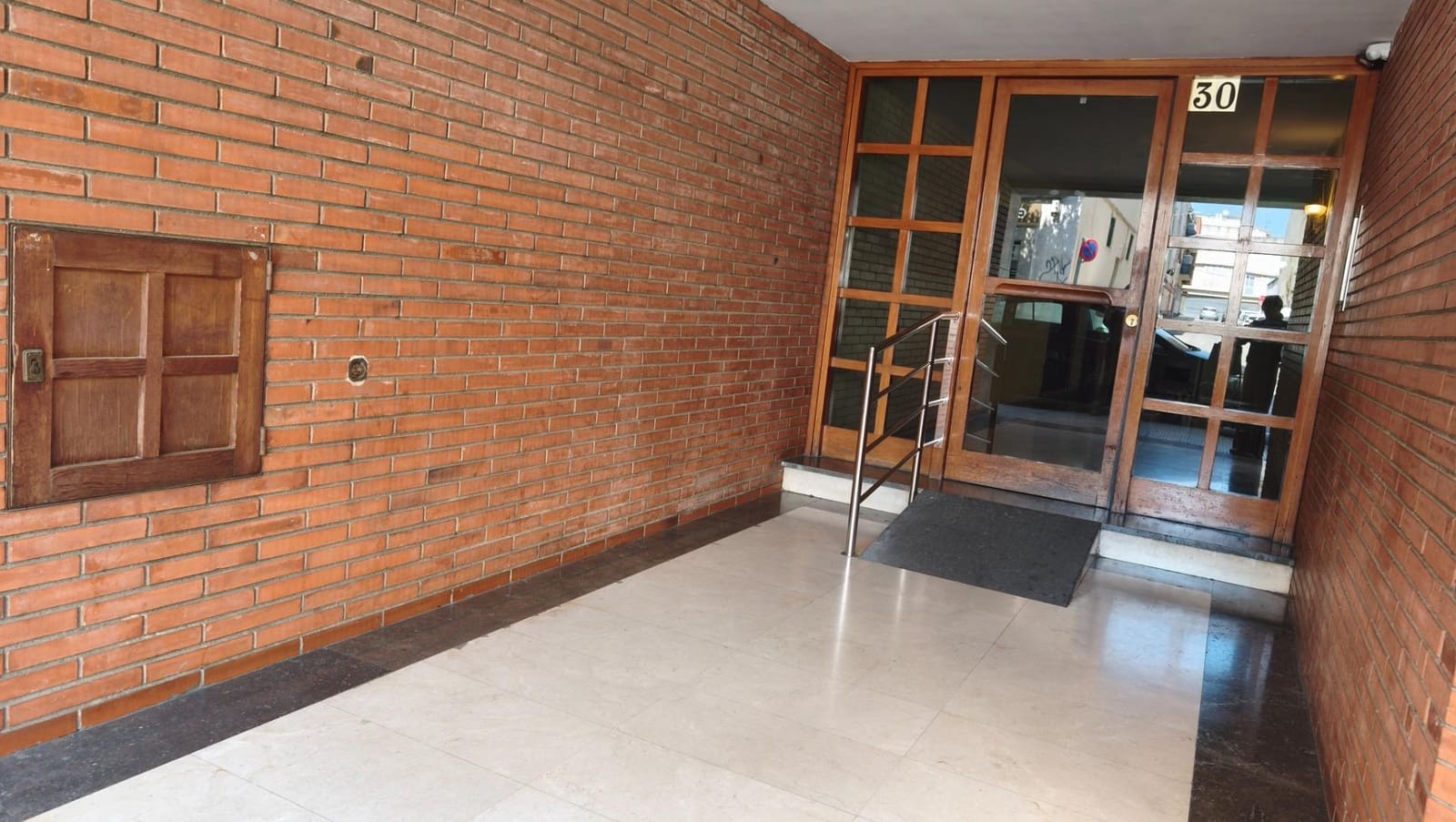 4 bedroom Flat for sale in Vilanova i la Geltru - € 330,000 (Ref: 9911183)