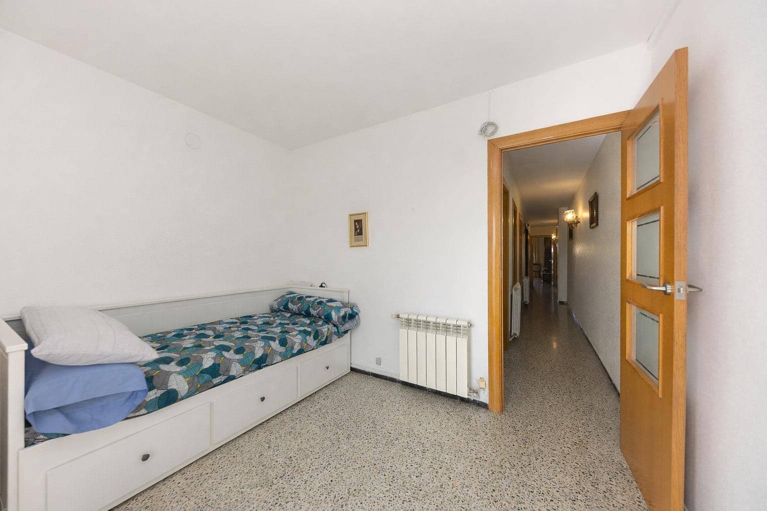 4 sovrum Lägenhet till salu i Terrassa - 239 900 € (Ref: 9911185)