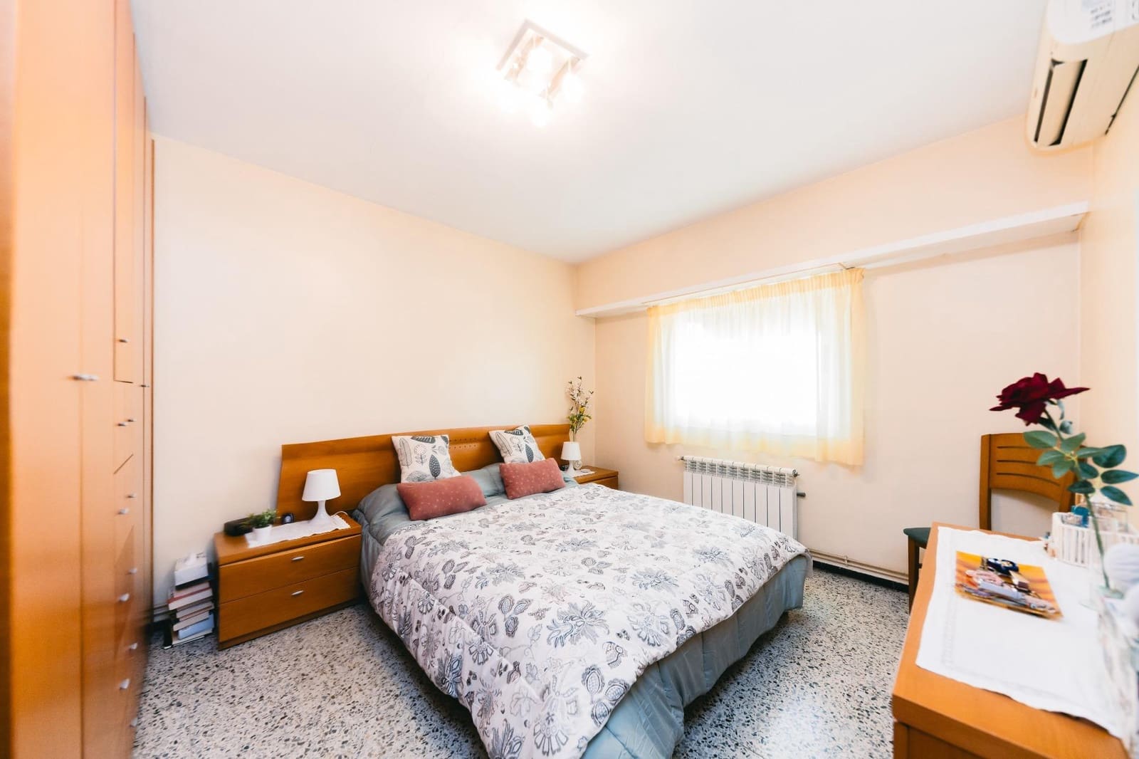 4 sovrum Lägenhet till salu i Terrassa - 239 900 € (Ref: 9911185)