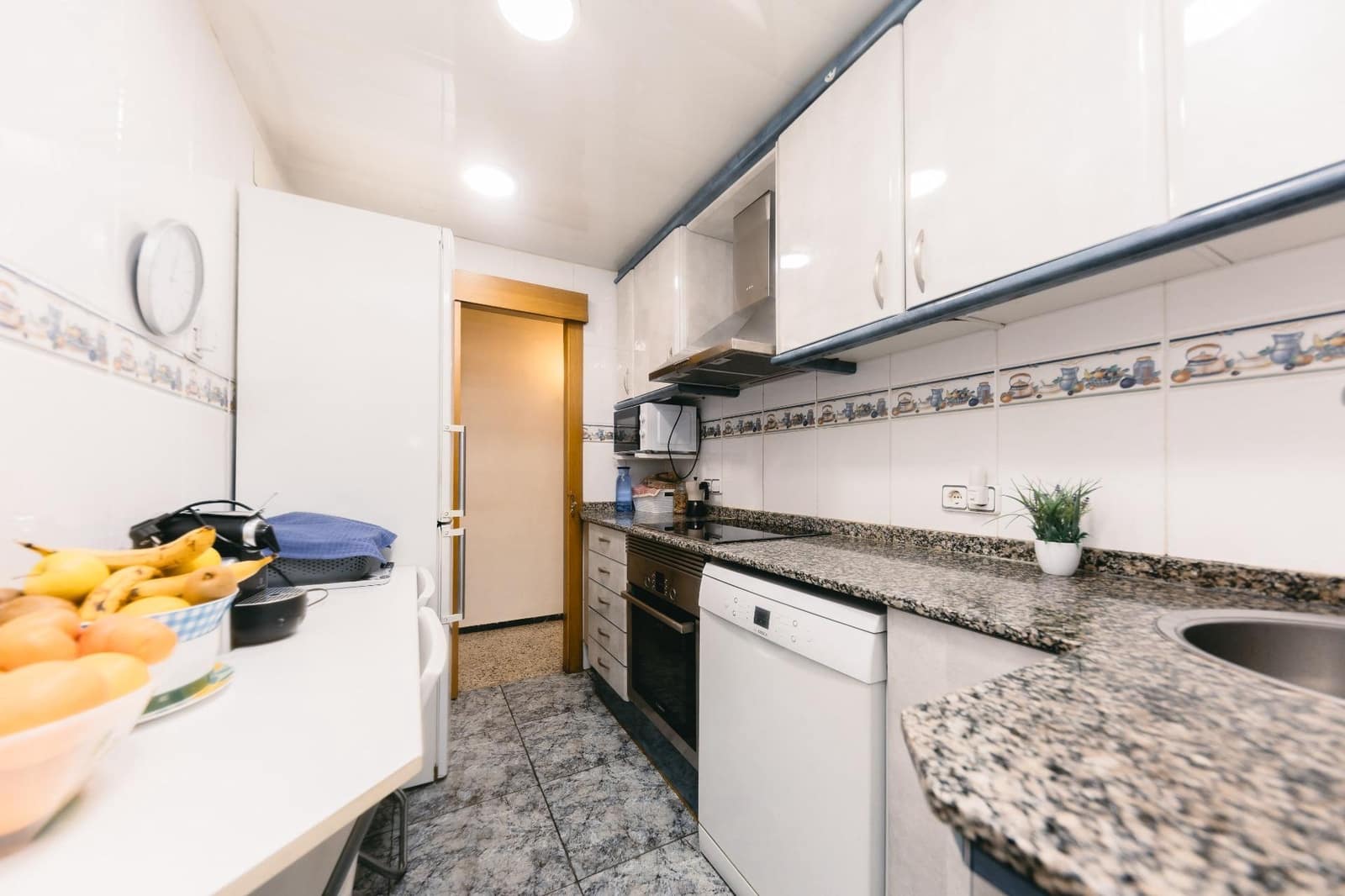 4 sovrum Lägenhet till salu i Terrassa - 239 900 € (Ref: 9911185)