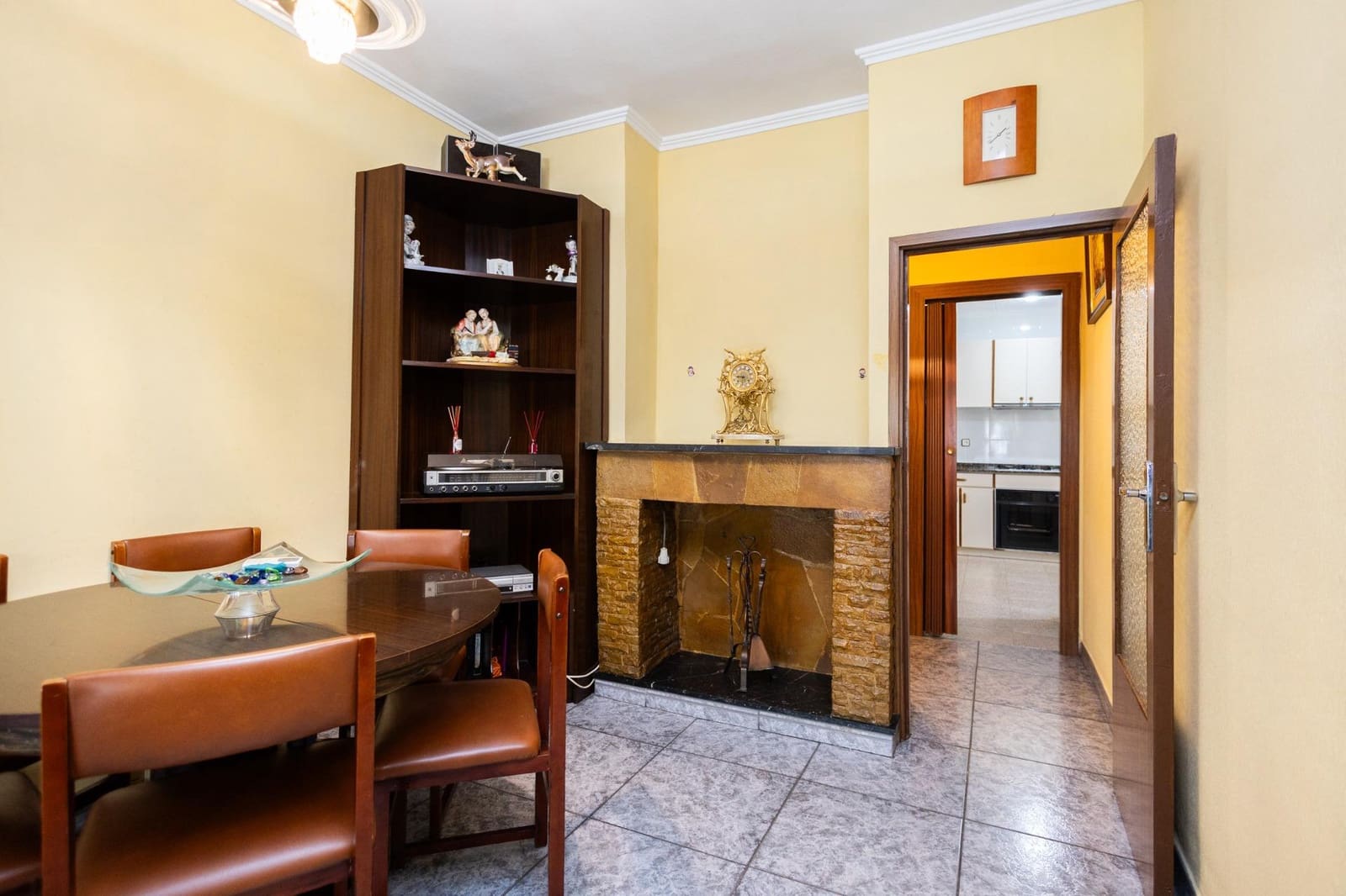 3 quarto Apartamento para venda em Barcelona cidade - 250 000 € (Ref: 9920558)