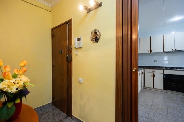 3 quarto Apartamento para venda em Barcelona cidade - 250 000 € (Ref: 9920558)