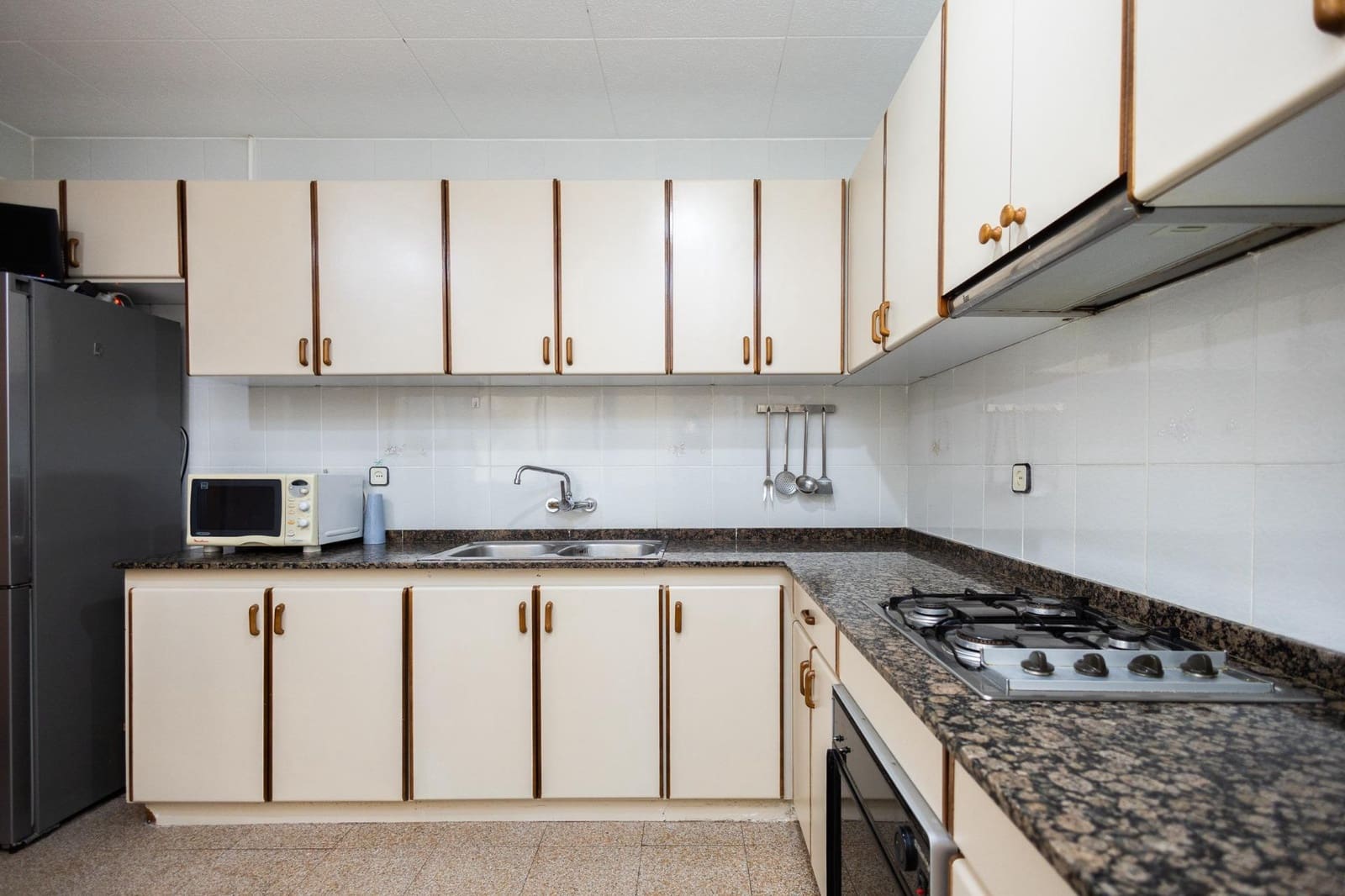 3 quarto Apartamento para venda em Barcelona cidade - 250 000 € (Ref: 9920558)