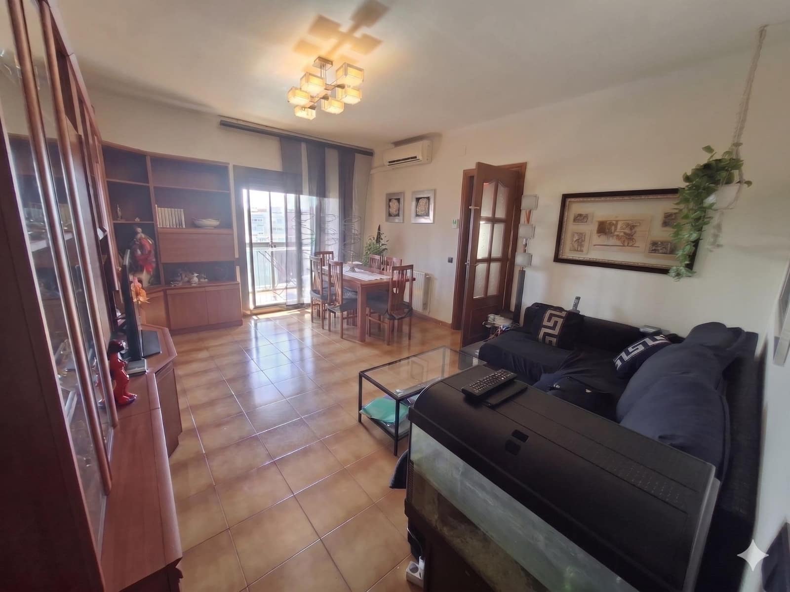 4 Zimmer Wohnung zu verkaufen in Barcelona Stadt - 375.000 € (Ref: 9936514)
