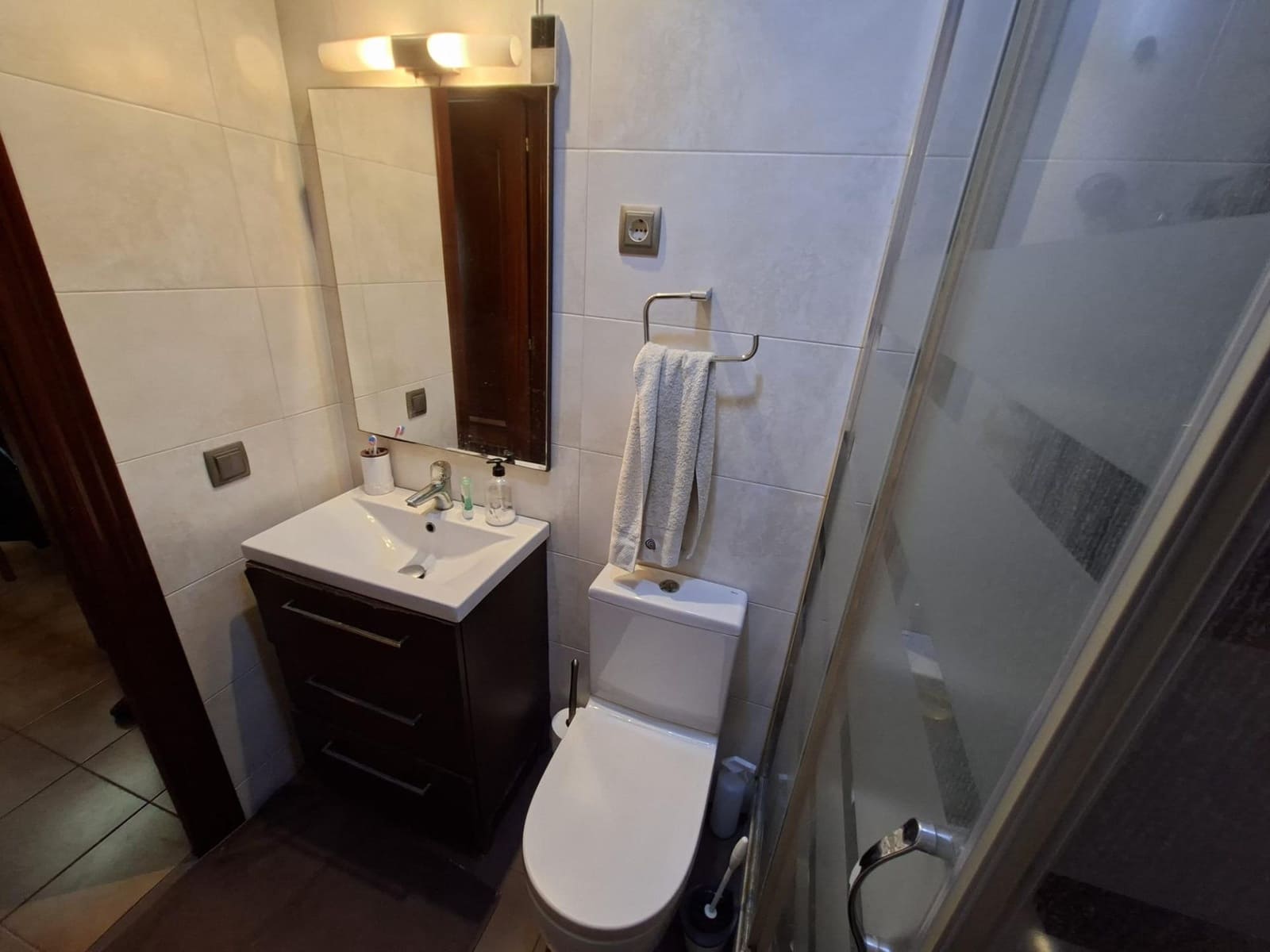 4 Zimmer Wohnung zu verkaufen in Barcelona Stadt - 375.000 € (Ref: 9936514)