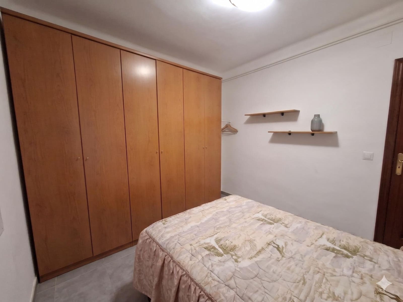 4 Zimmer Wohnung zu verkaufen in Barcelona Stadt - 375.000 € (Ref: 9936514)