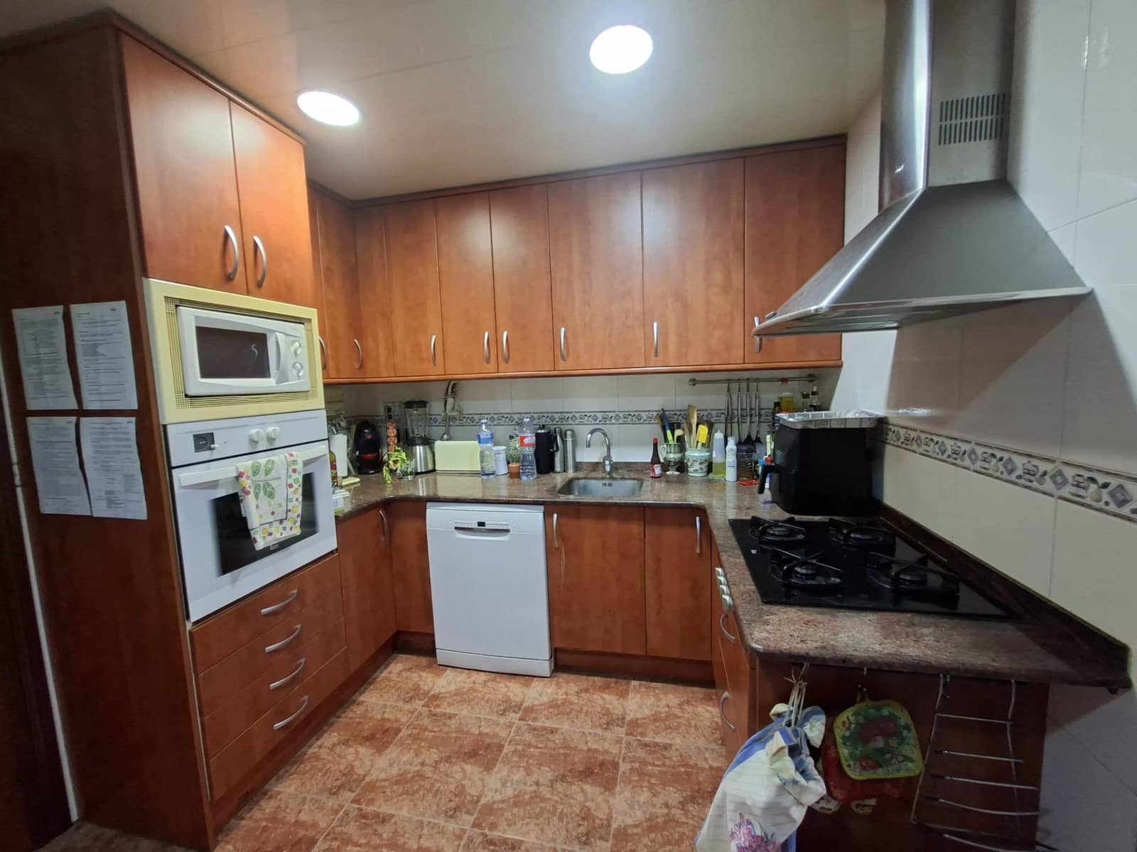 4 Zimmer Wohnung zu verkaufen in Barcelona Stadt - 375.000 € (Ref: 9936514)