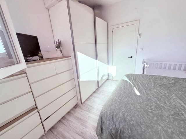 3 sypialnia Mieszkanie na sprzedaż w Miasto Barcelona - 317 000 € (Ref: 9958187)