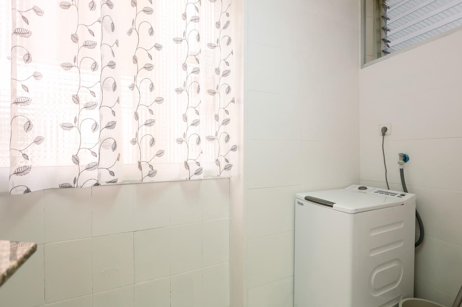 3 bedroom Flat for sale in Barcelona city - € 265,000 (Ref: 9975566)