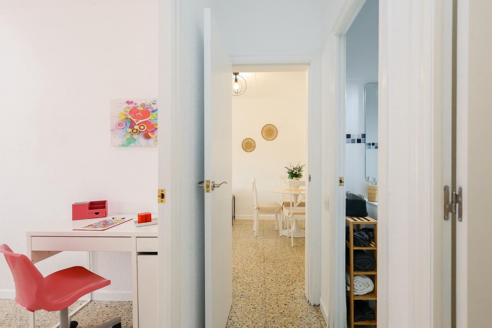 3 bedroom Flat for sale in Barcelona city - € 265,000 (Ref: 9975566)