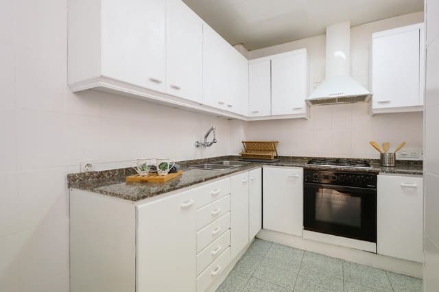 Piso de 3 habitaciones en Barcelona ciudad en venta - 265.000 € (Ref: 9975566)