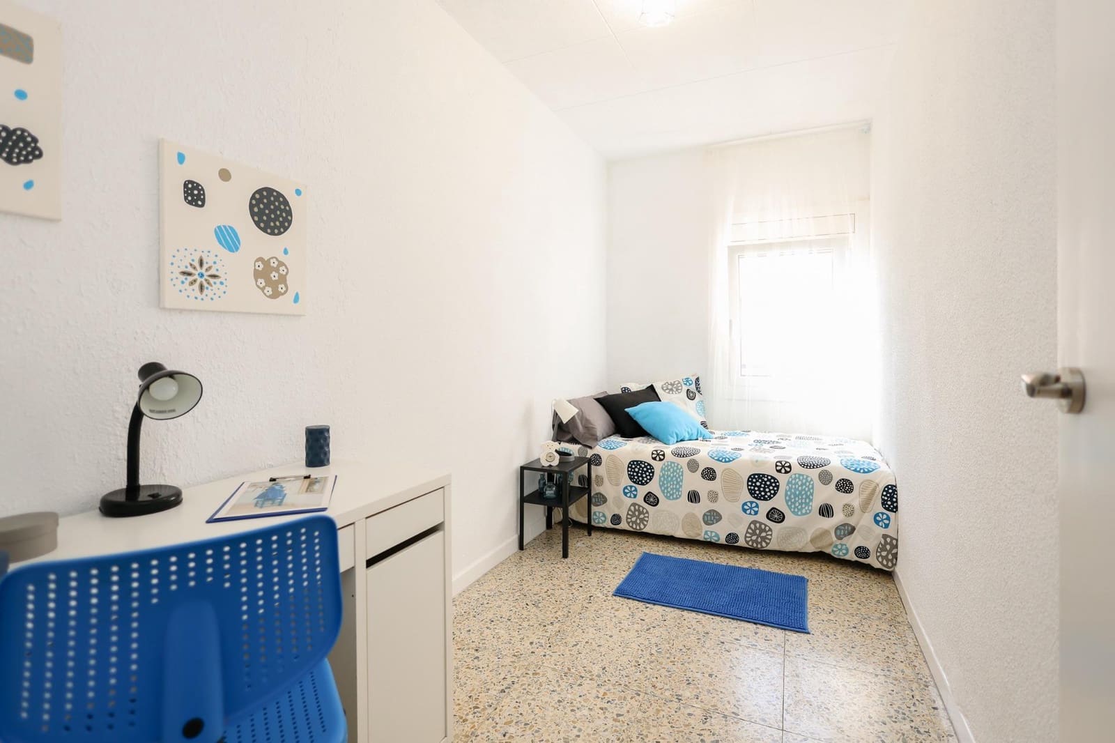 3 bedroom Flat for sale in Barcelona city - € 265,000 (Ref: 9975566)